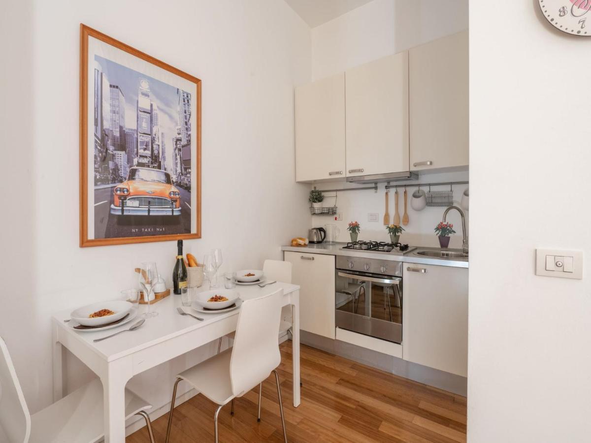 The Best Rent - Comfortable One Bedroom Apartment In Milan Downtown Bagian luar foto